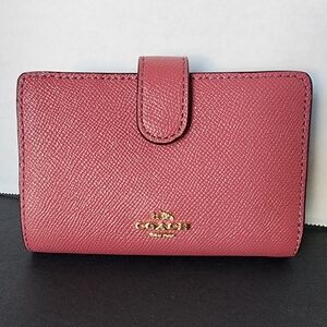 NWT Coach Medium Corner Zip Compact Wallet, Rouge Pink, 2017